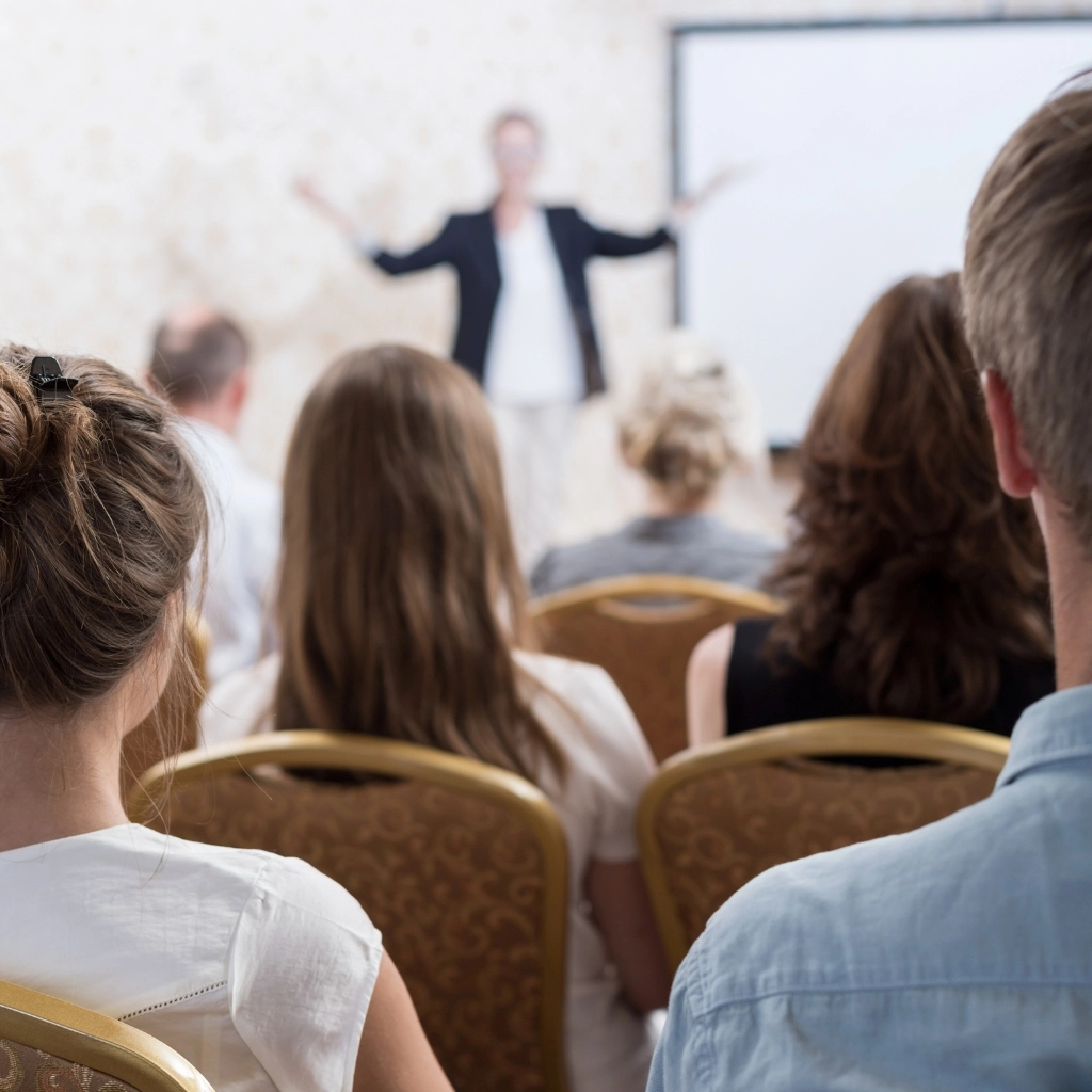 sobre nosotros, desarrollo continuo